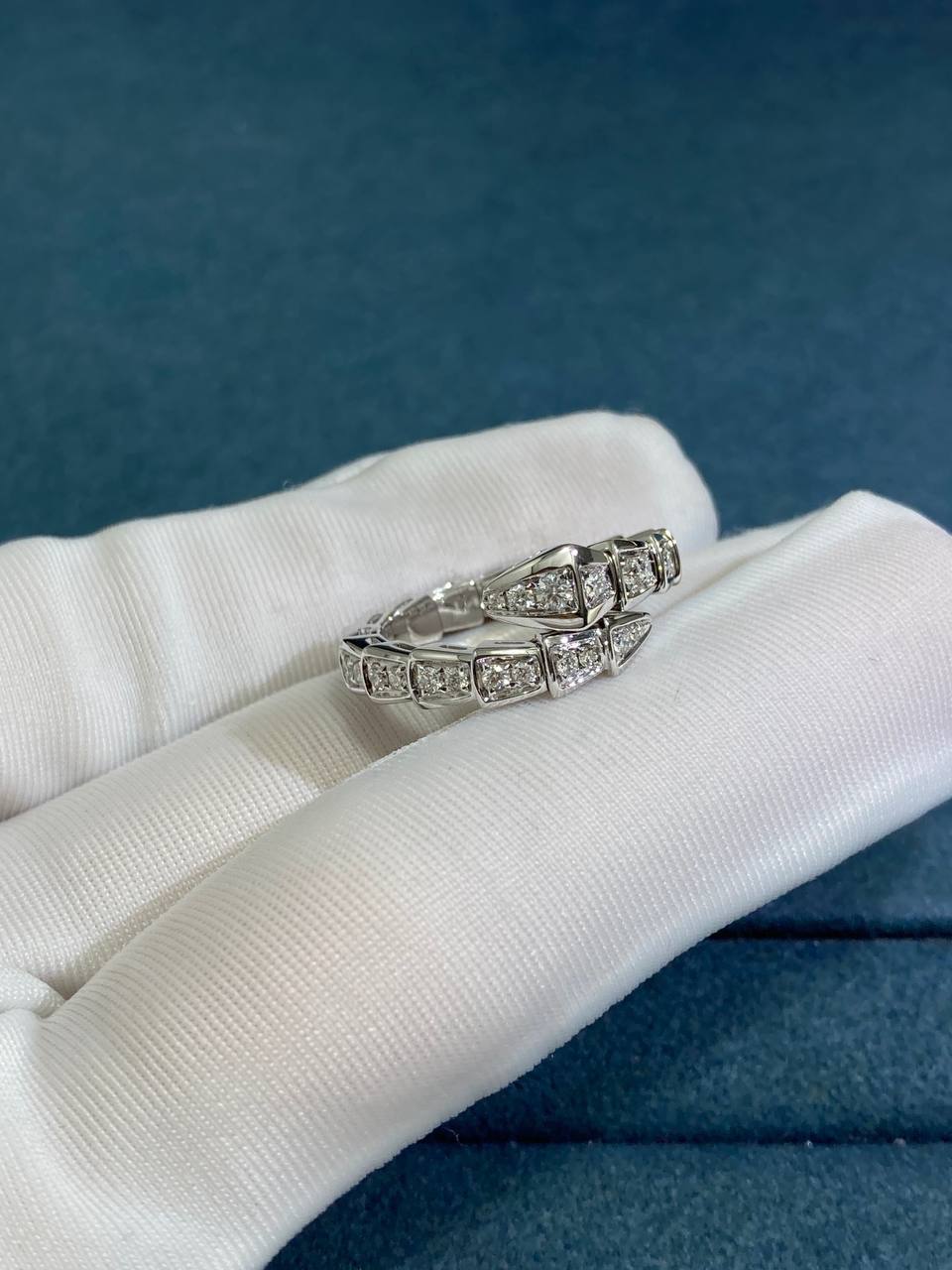 Serpent Diamond ring small model