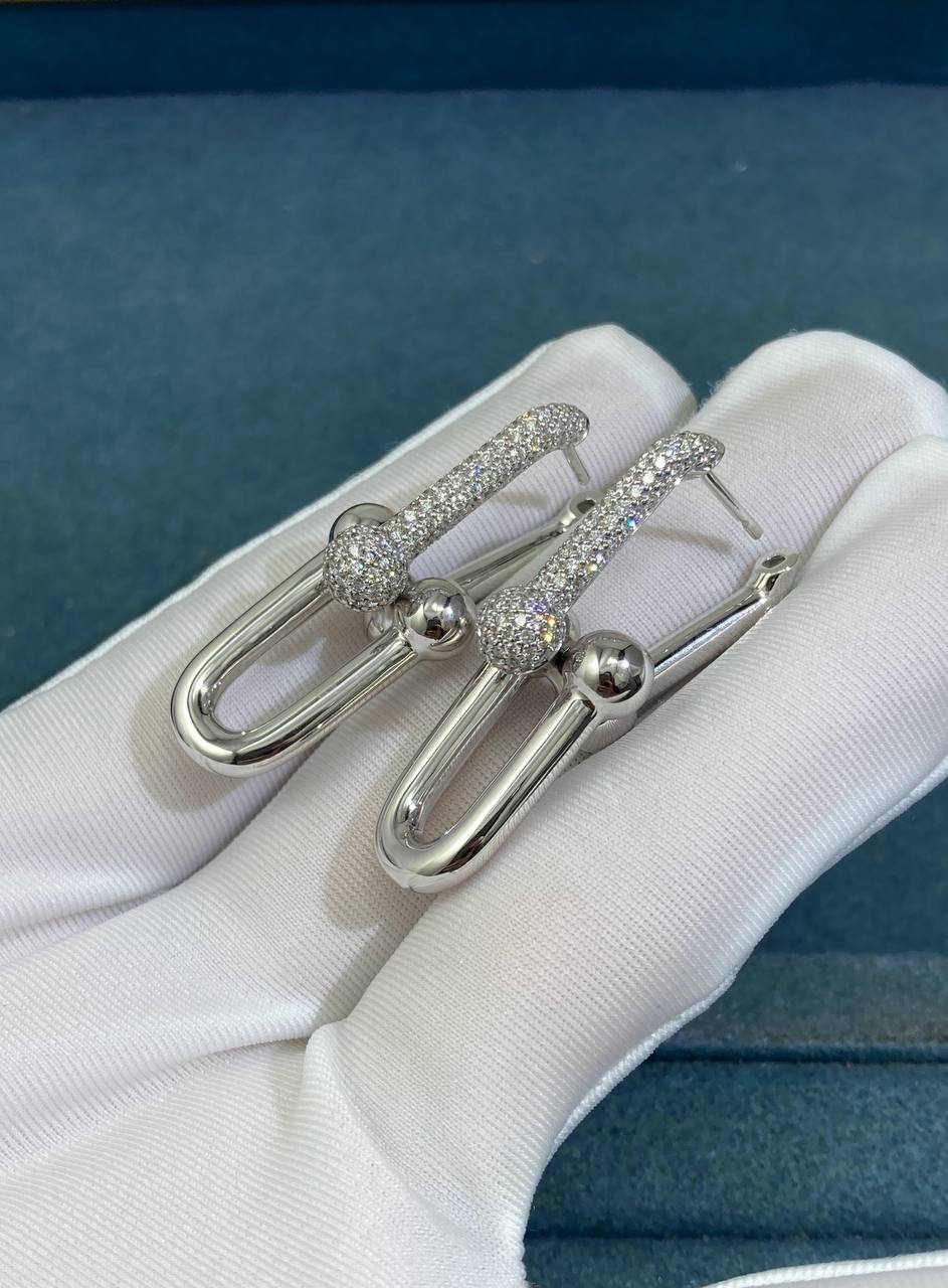 Pendientes TC Grandes con medio pavé de diamantes