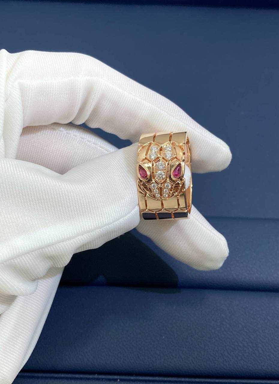 Serpent diamond ring with Rubellites