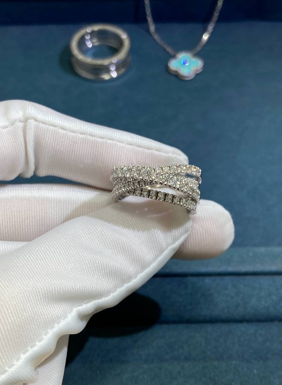 Etincelle full pavé diamond ring