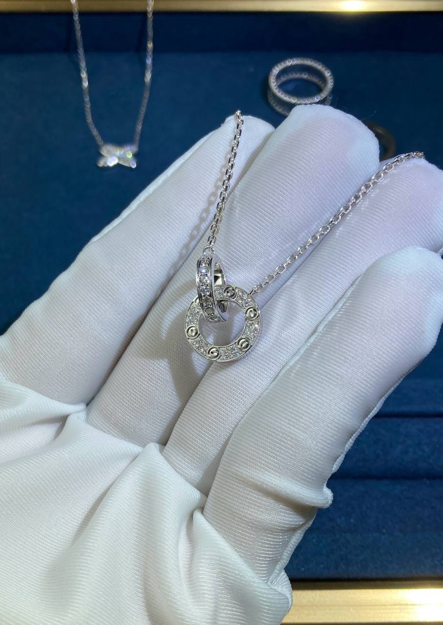 Love full pavé double ring chain pendant