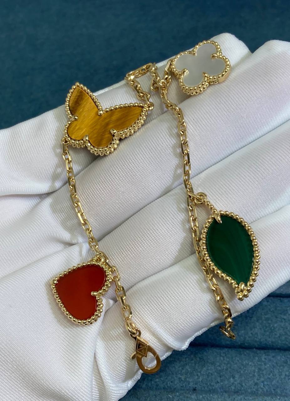 Pulsera con gemas VC