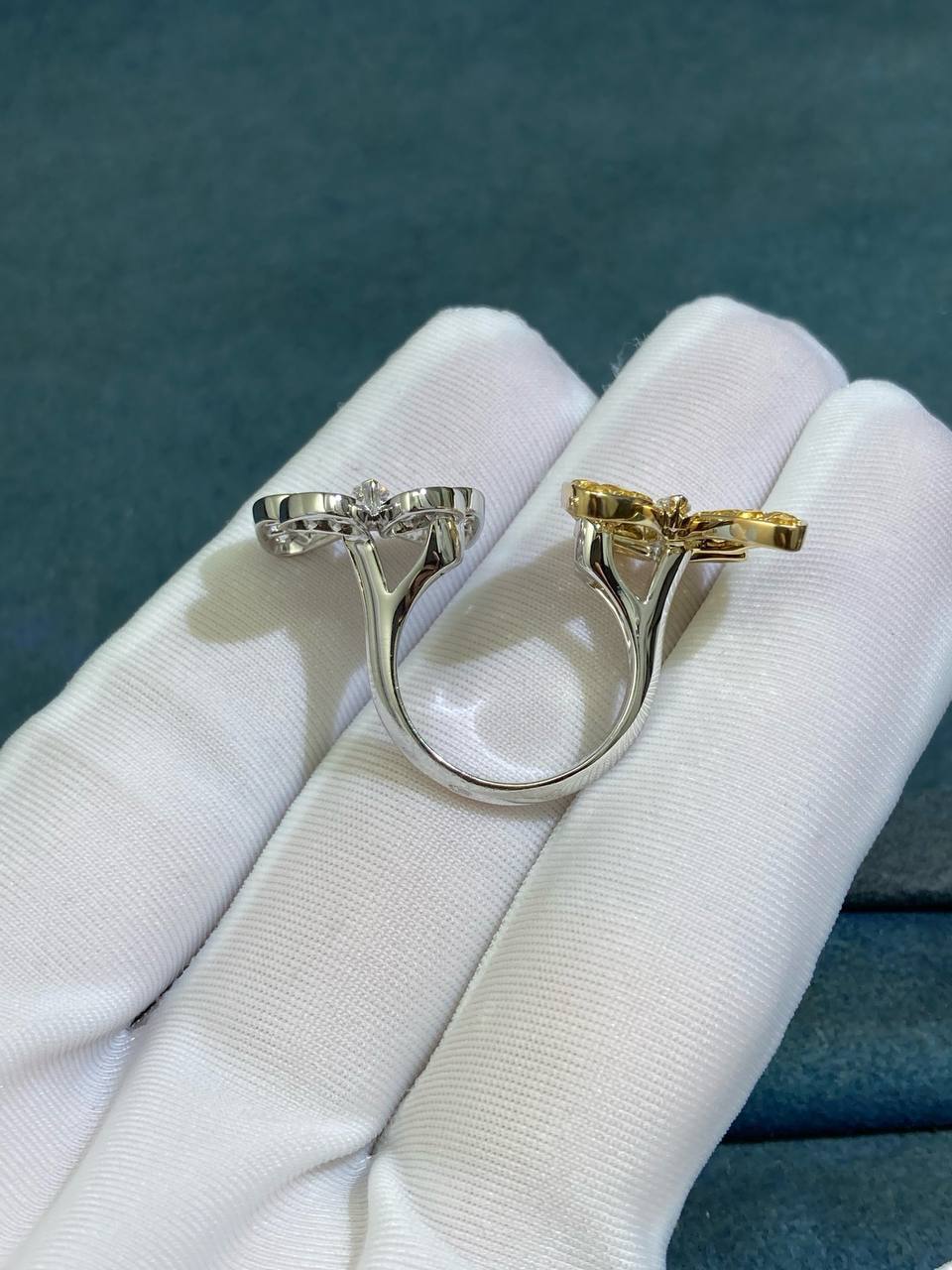 VC two Butterflies ring with Yellow sapphires and diamonds