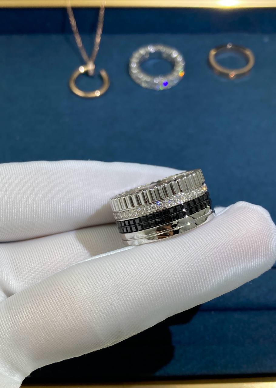 Bchrn pavé diamond ring with black PVD Large model