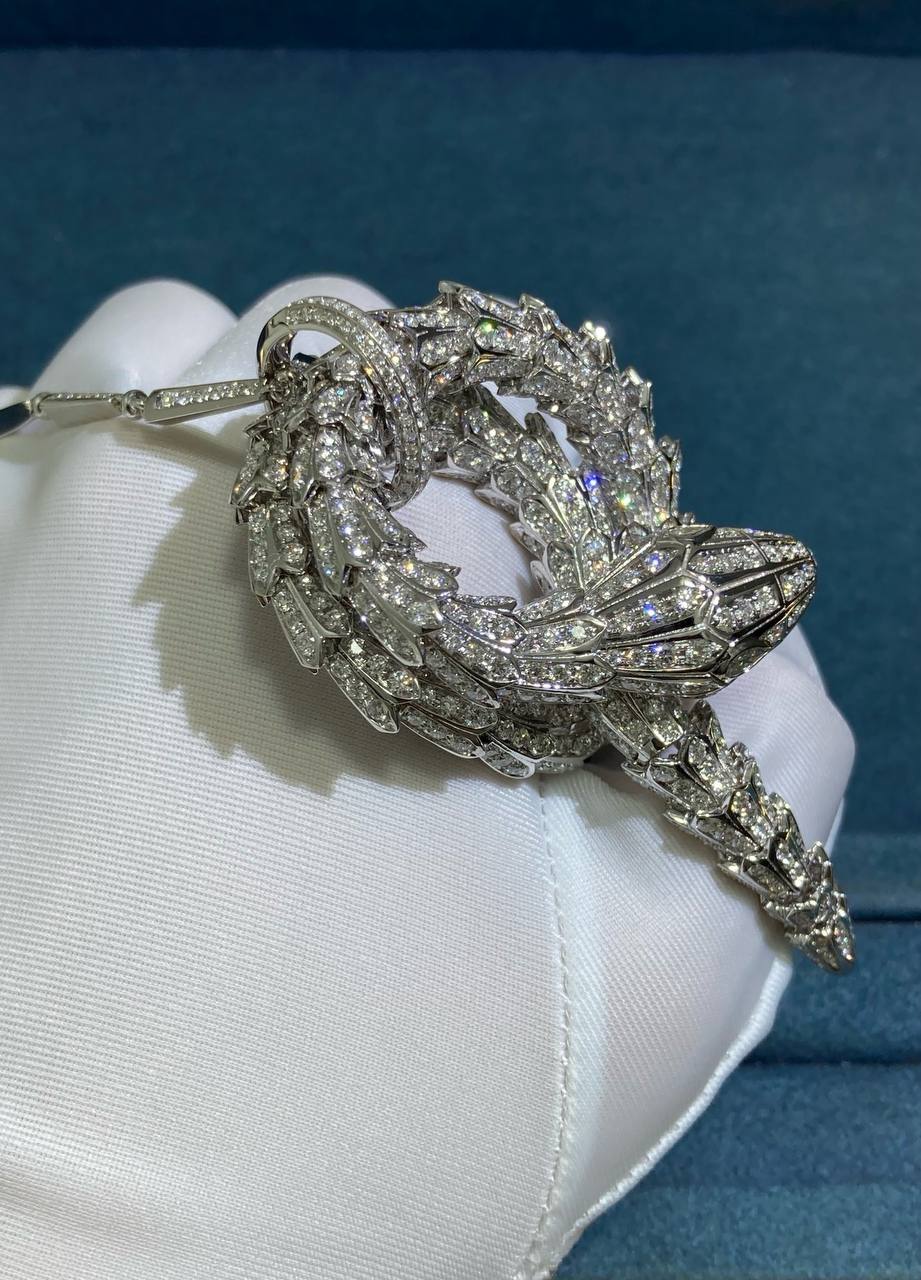 Serpent diamond Pendant necklace Large model