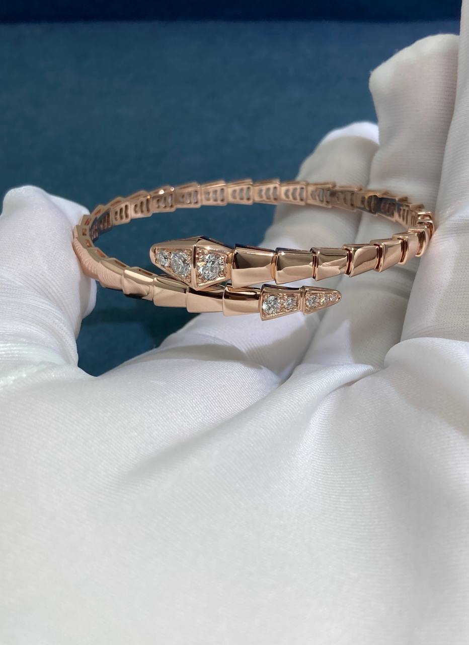 Serpent Bracelet with diamonds