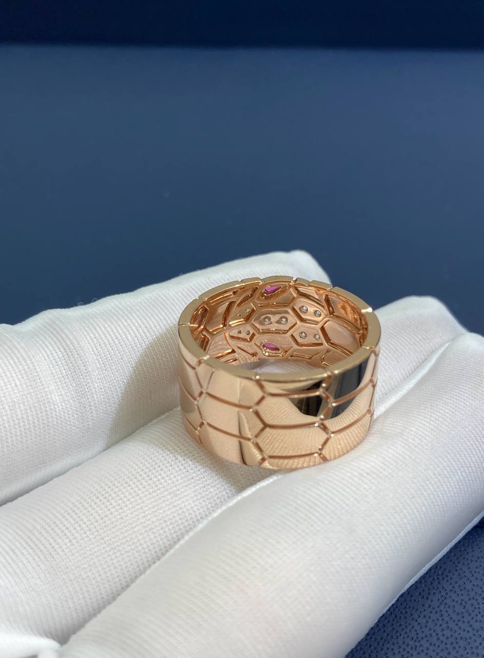 Serpent diamond ring with Rubellites