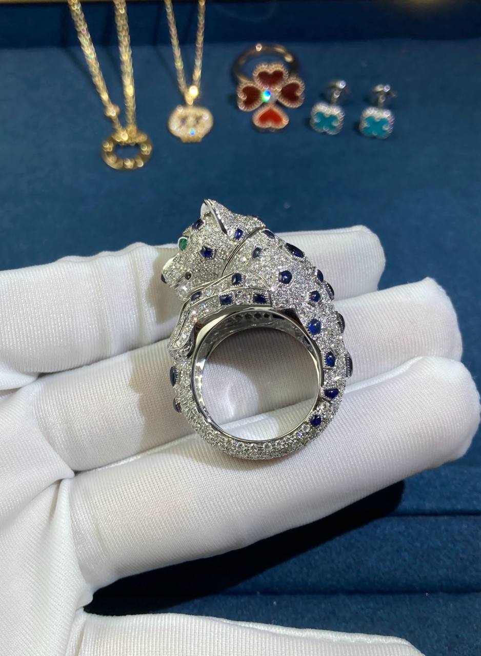 Panther movable head full pavé diamond ring