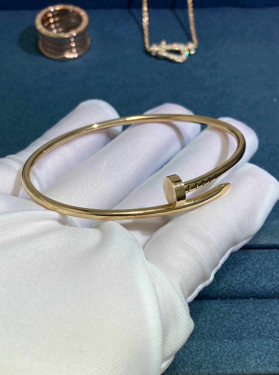 Nail Inspired bracelet small model