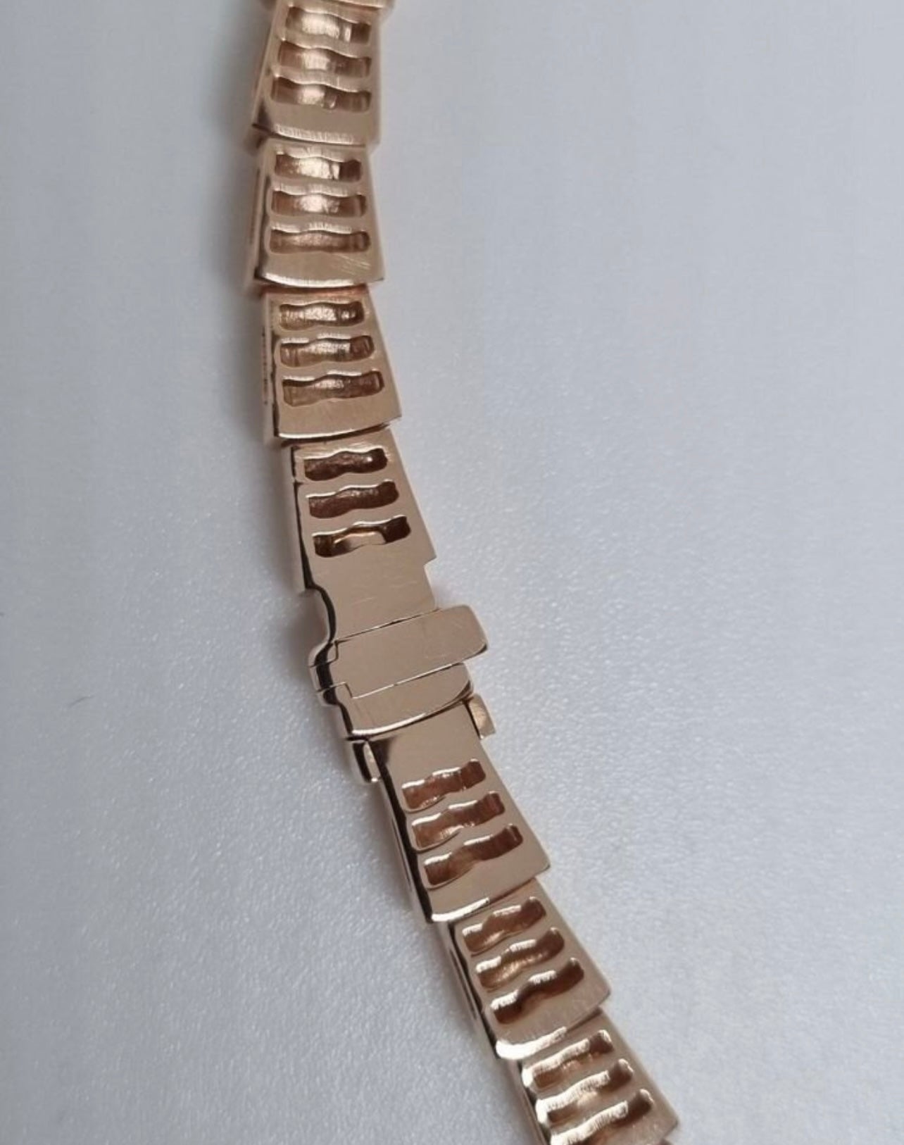 Collar de serpiente