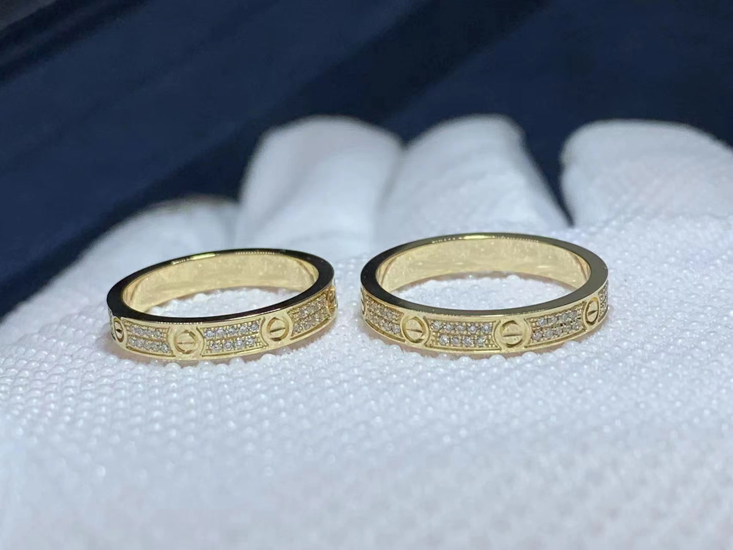 Love full pavé diamond ring mini model