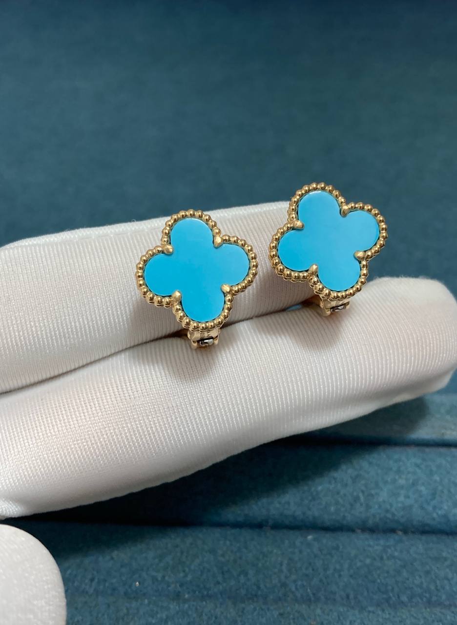 VC Turquoise earrings 15mm
