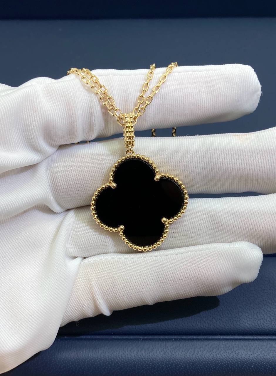 VC Onyx pendant model L