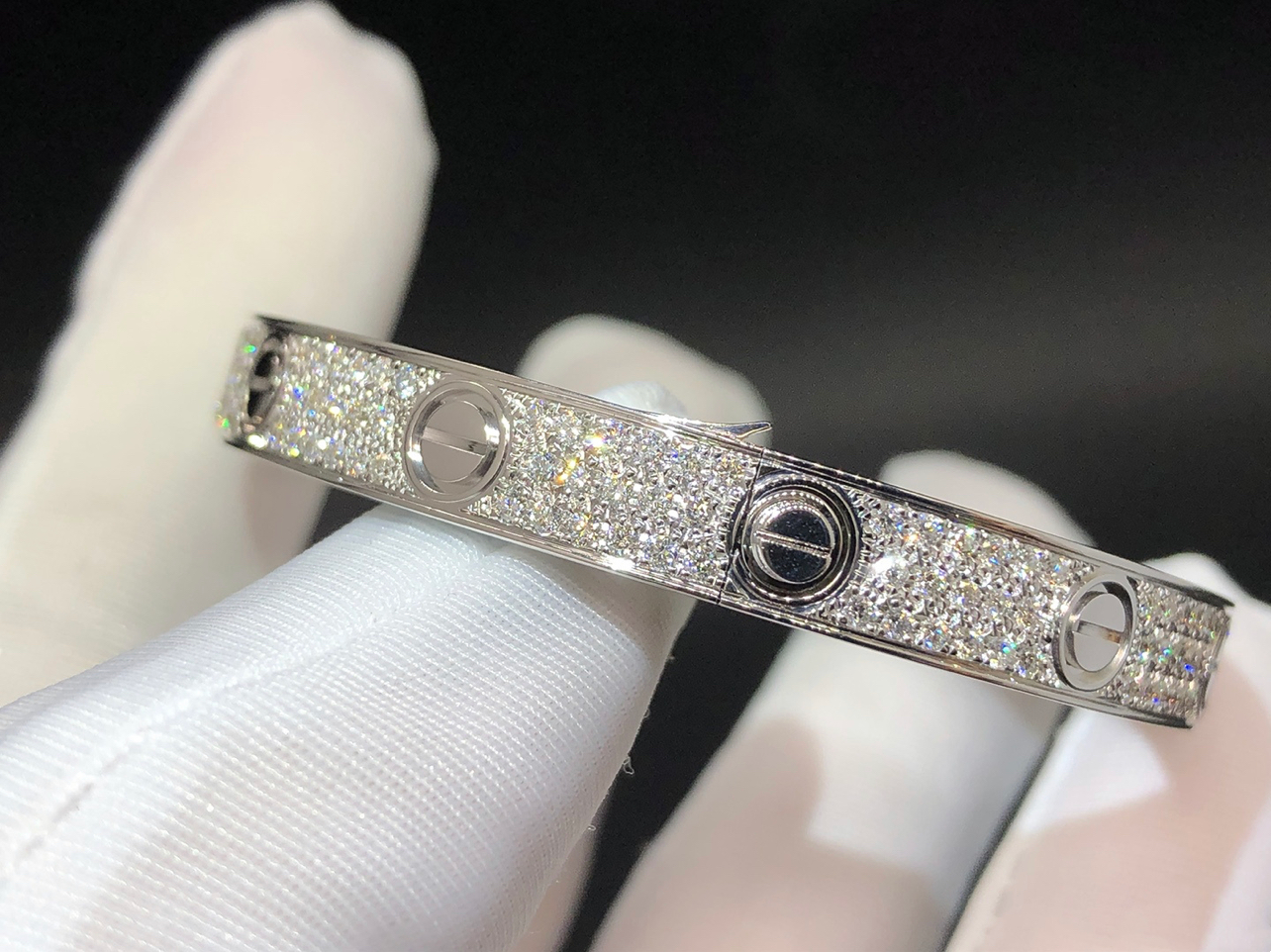 Love bracelet diamond-paved