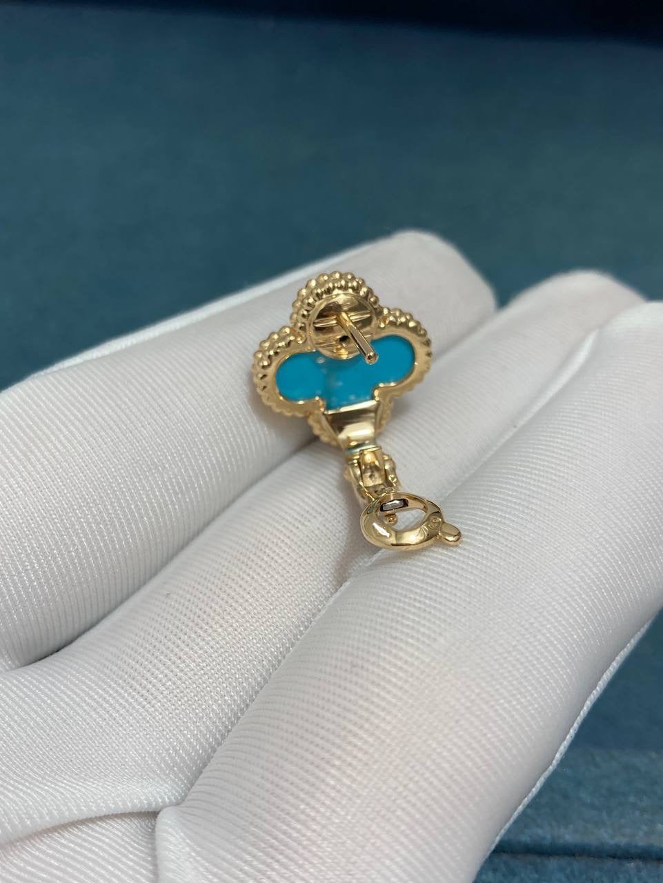 VC Turquoise earrings 15mm