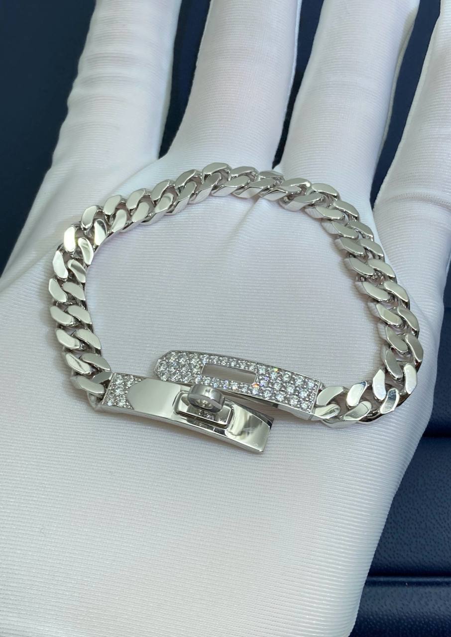 a. Chain Bracelet with diamonds