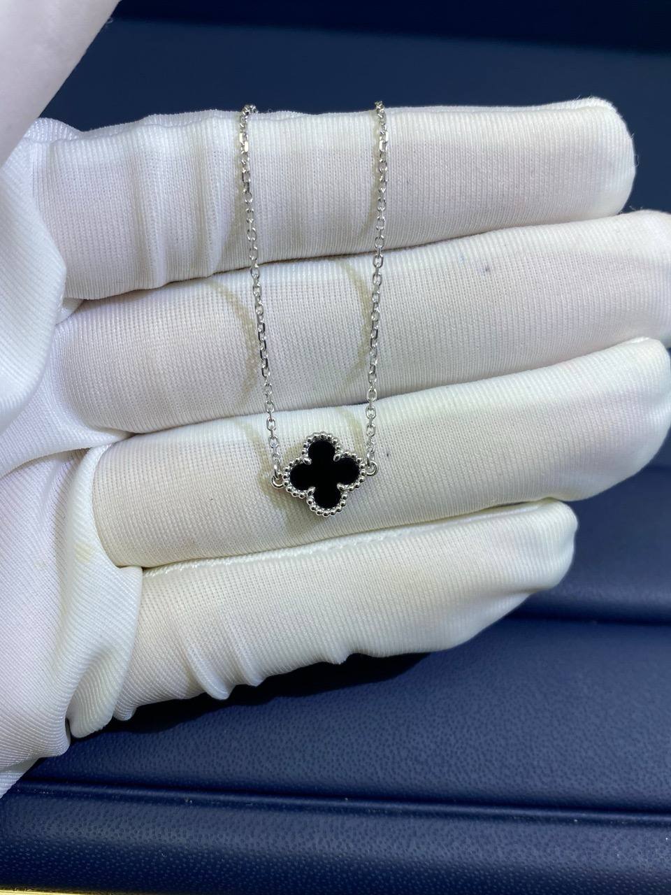 VC onyx bracelet mini model