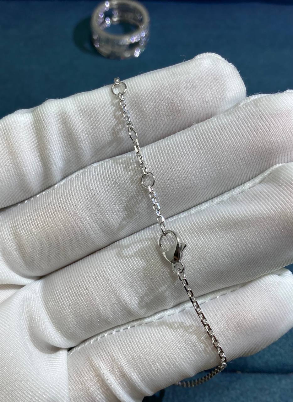 Collar Ruban con pavé completo de diamantes