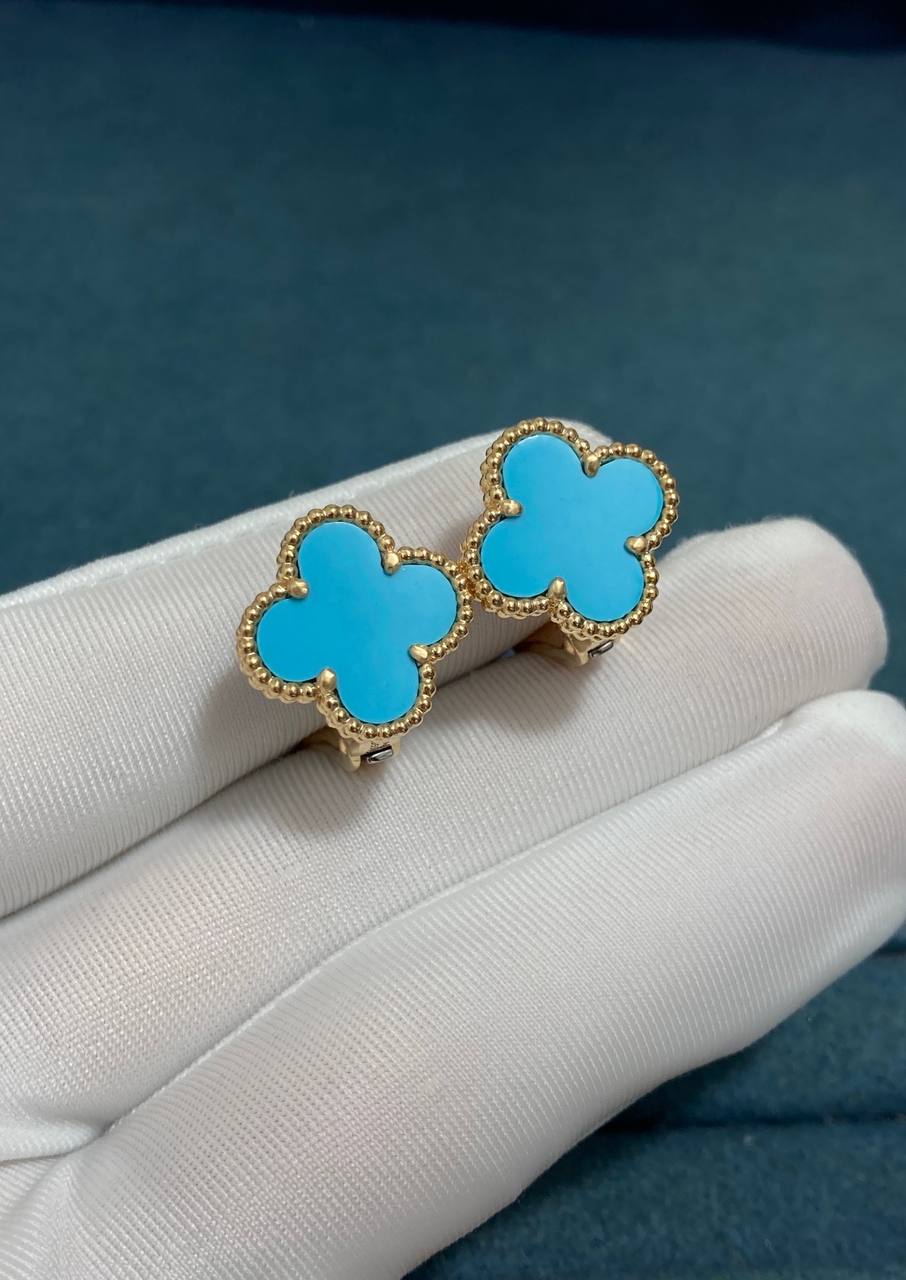 VC Turquoise earrings 15mm