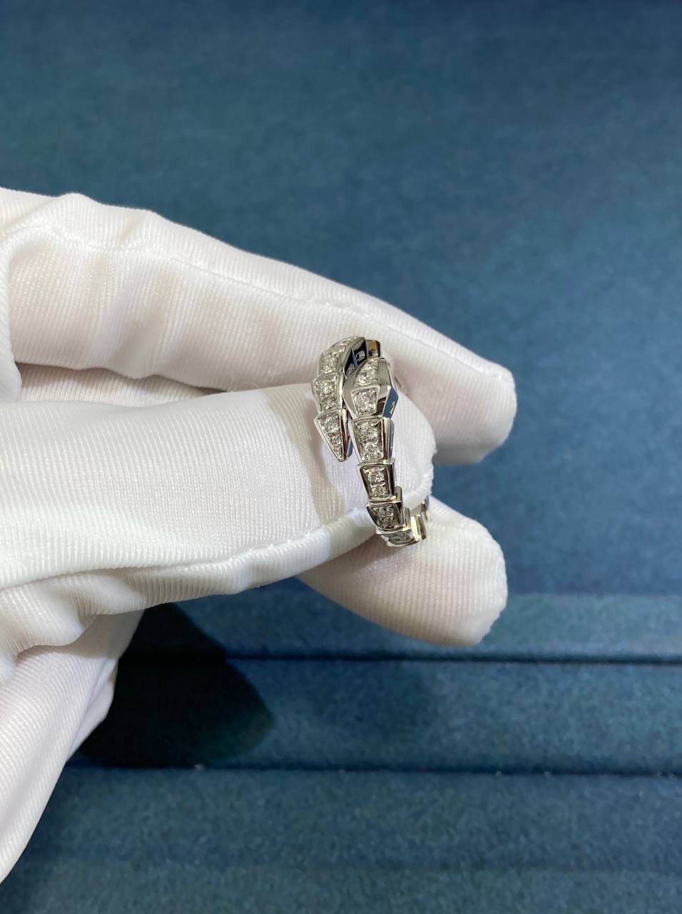 Serpent Diamond ring small model