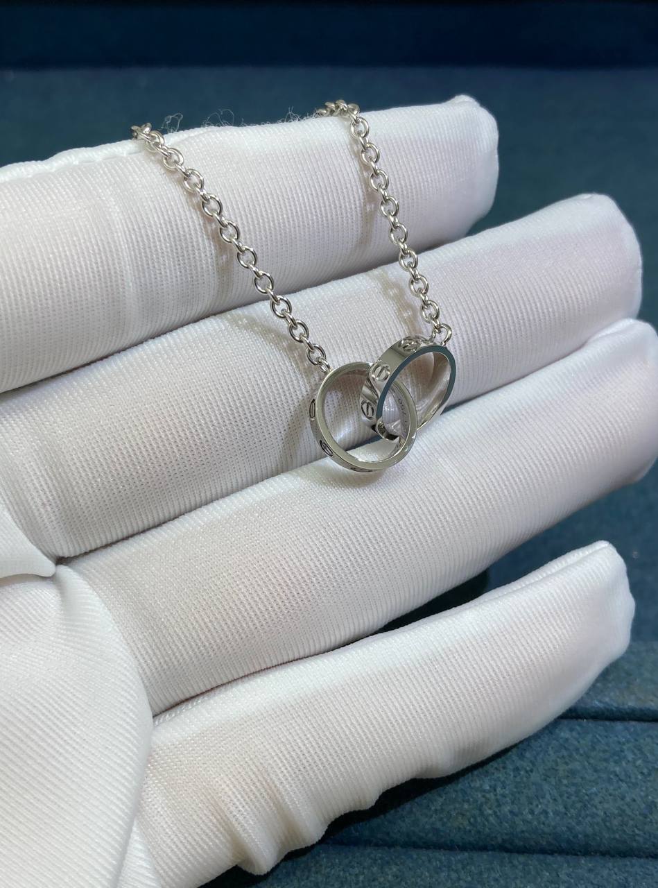 Love chain bracelet
