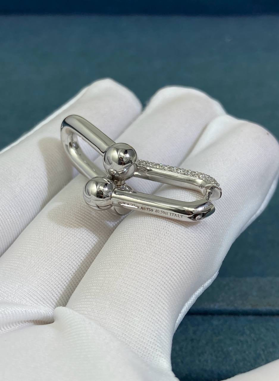 Pendientes TC Grandes con medio pavé de diamantes