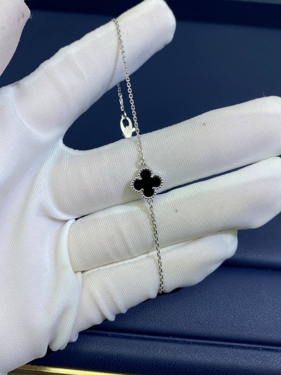 VC onyx bracelet mini model