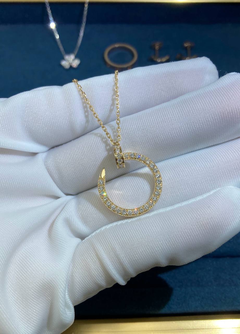 Nail Inspired full pavé diamond pendant