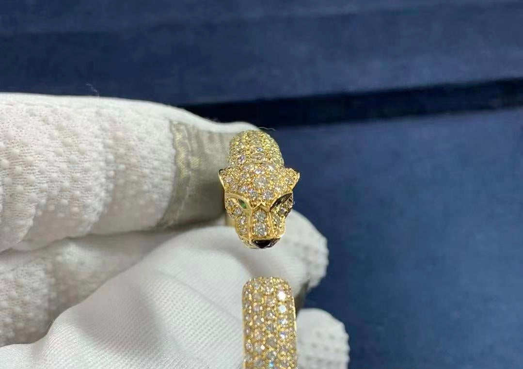 Panther full pavé diamond bracelet