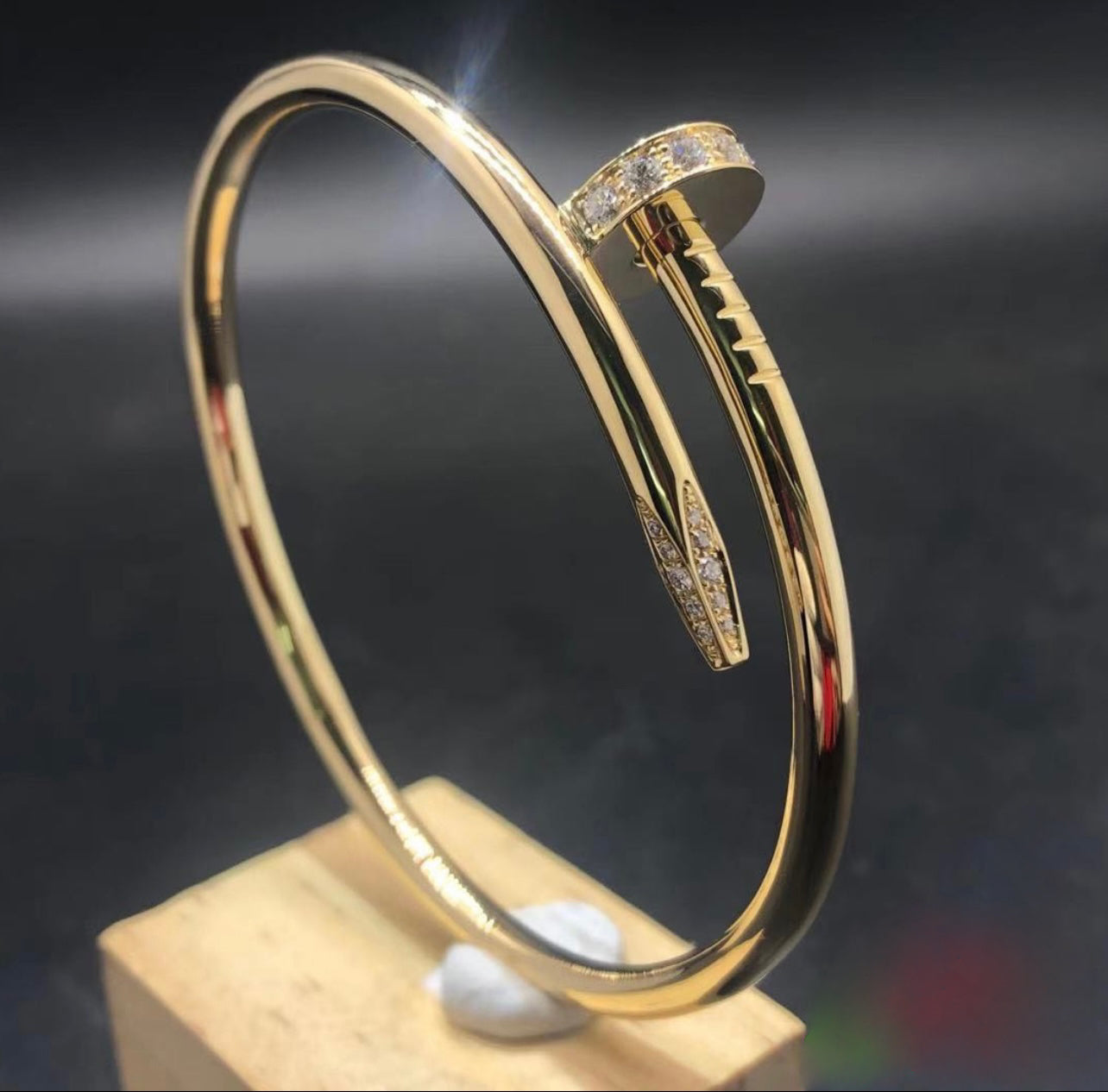 Nail Inspired bracelet with Diamonds model M