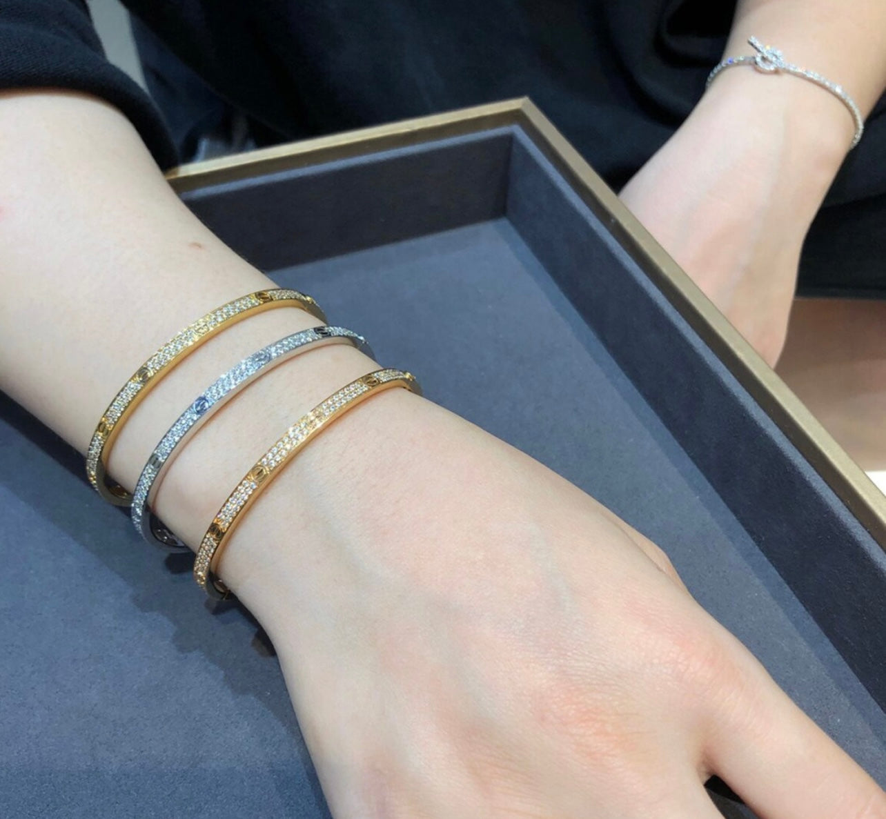 Love Bracelet small model Paved