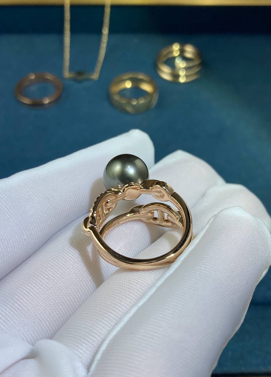 Albertn Pearl double ring with diamonds