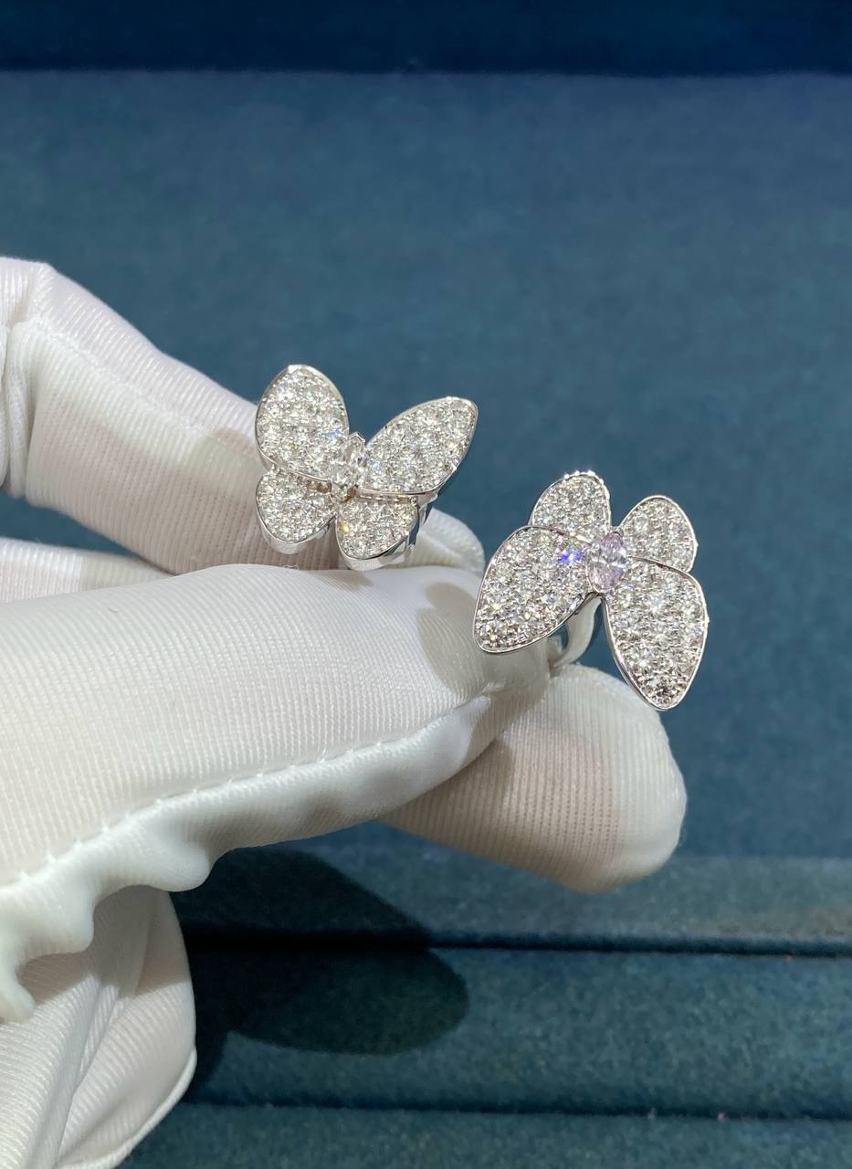 VC two Butterflies ring with full pavé diamonds