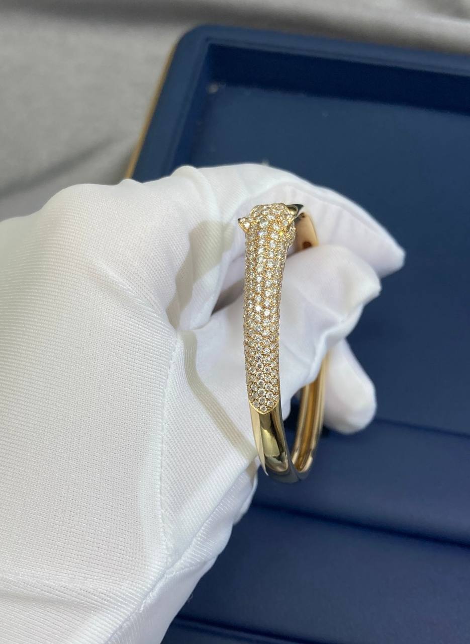 Panther bracelet with half pavé diamonds