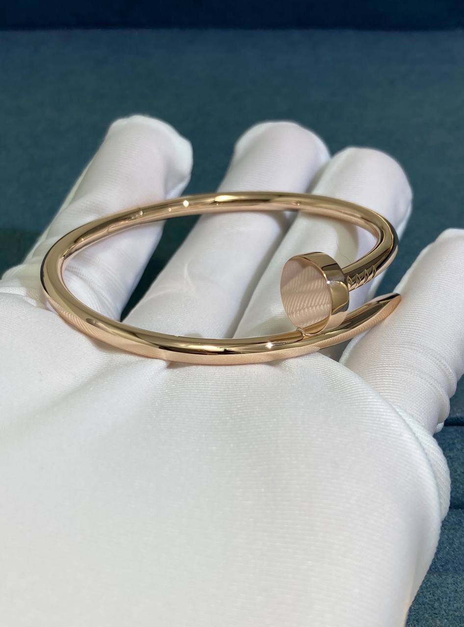 Nail Inspired bracelet model M