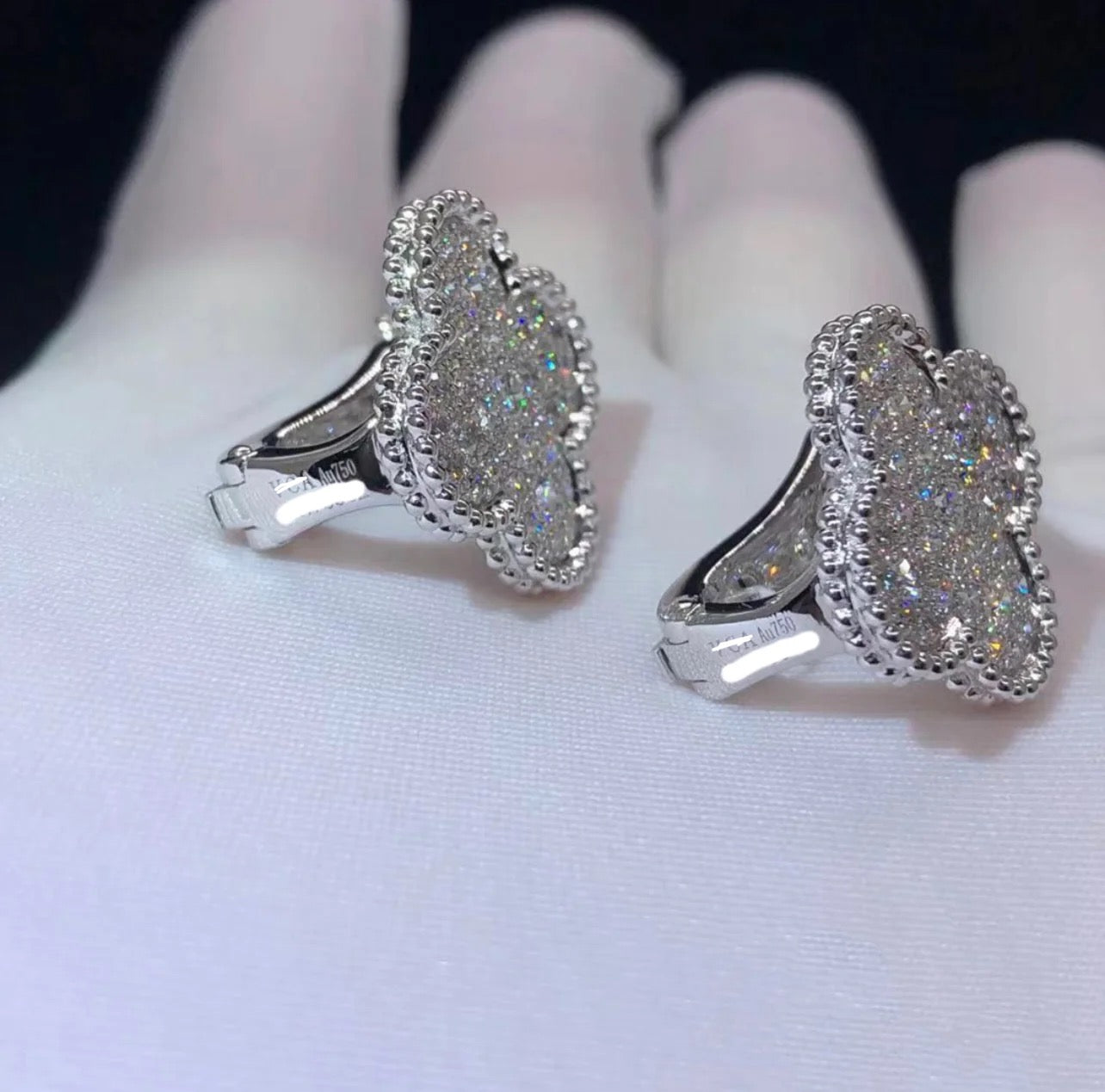 VC diamond earrings Large model