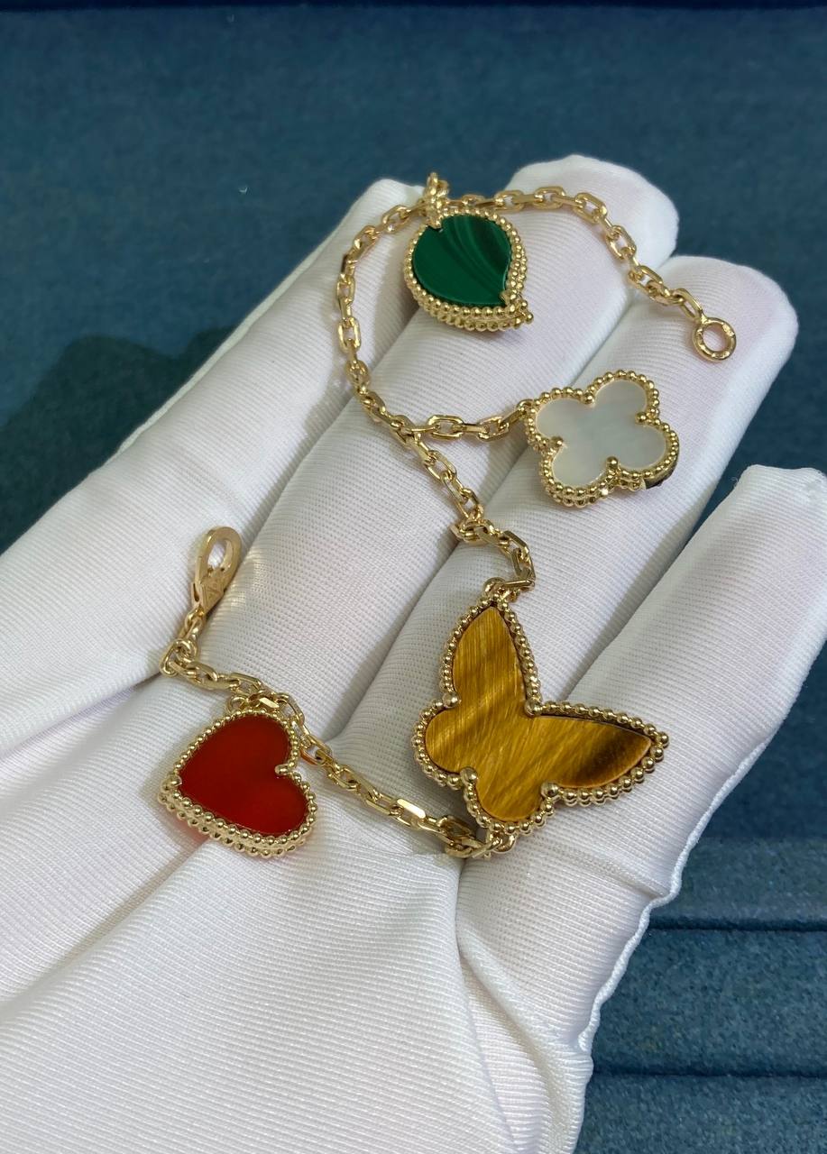 Pulsera con gemas VC