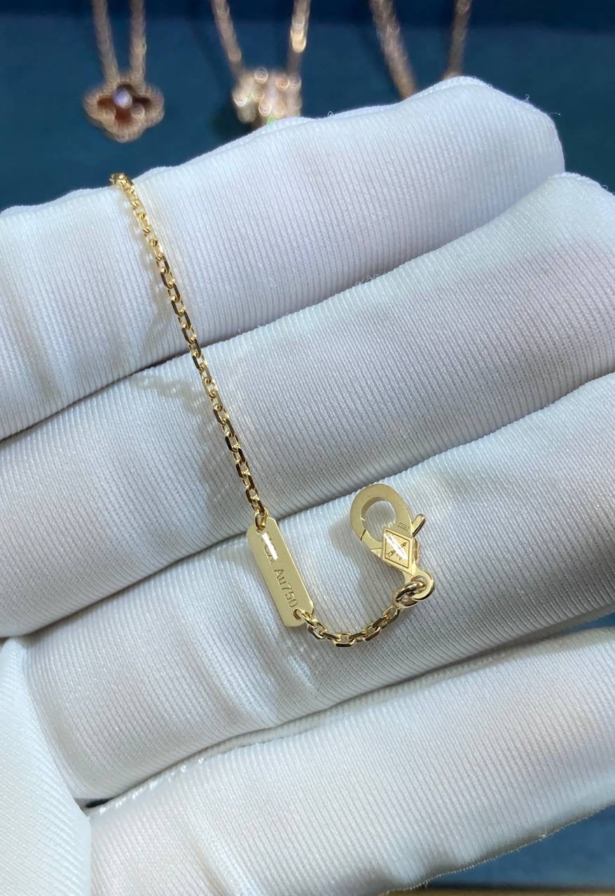VC Carnelian pendant
