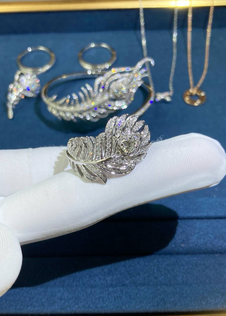 Bchrn Feather full pavé diamonds ring Small model