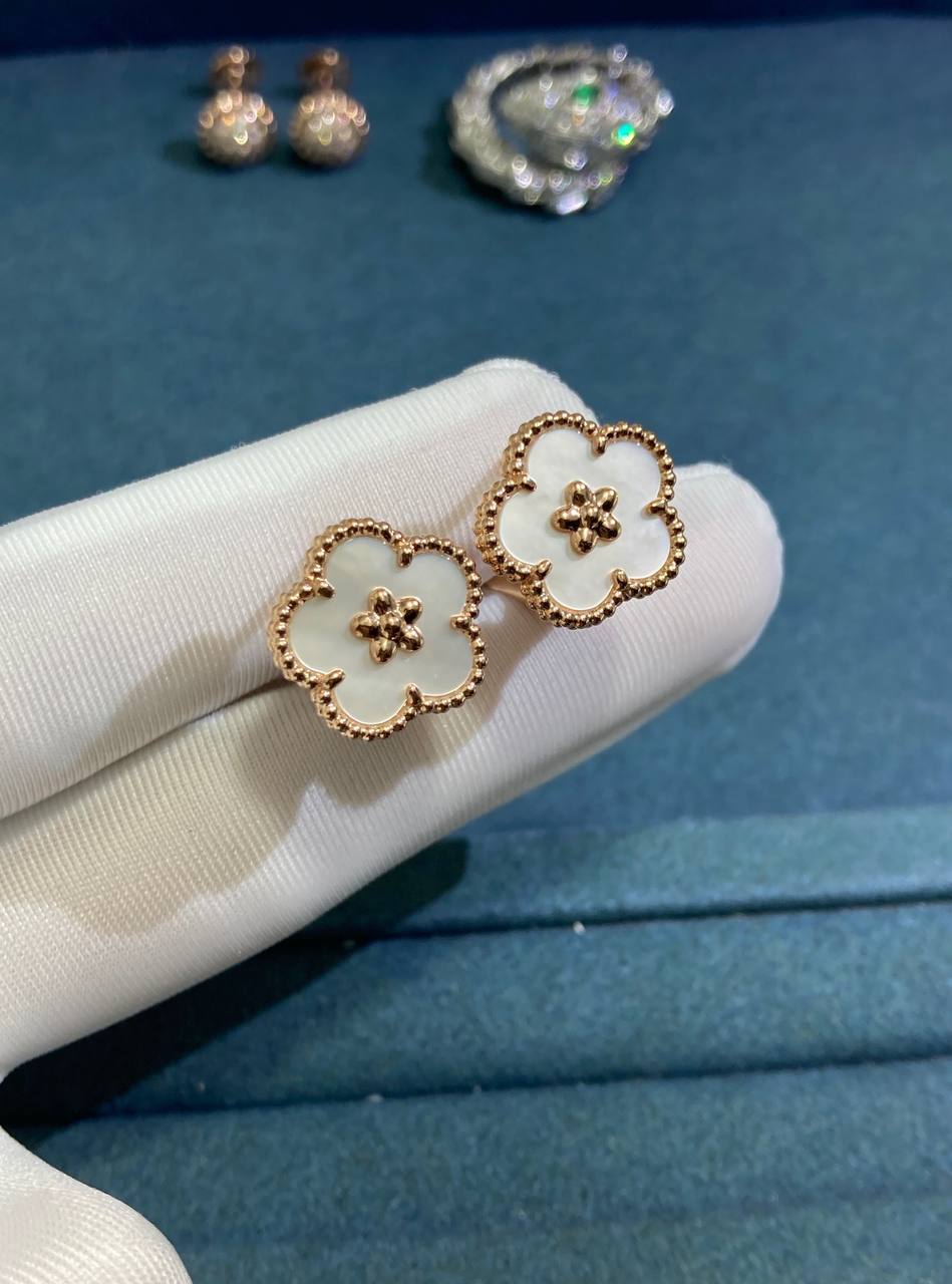 VC Blossom earrings