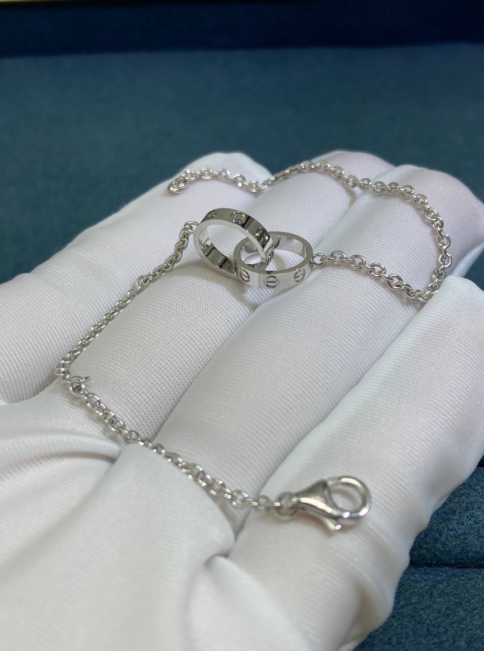 Love chain bracelet