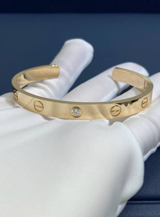 Open Love bracelet 1 diamond