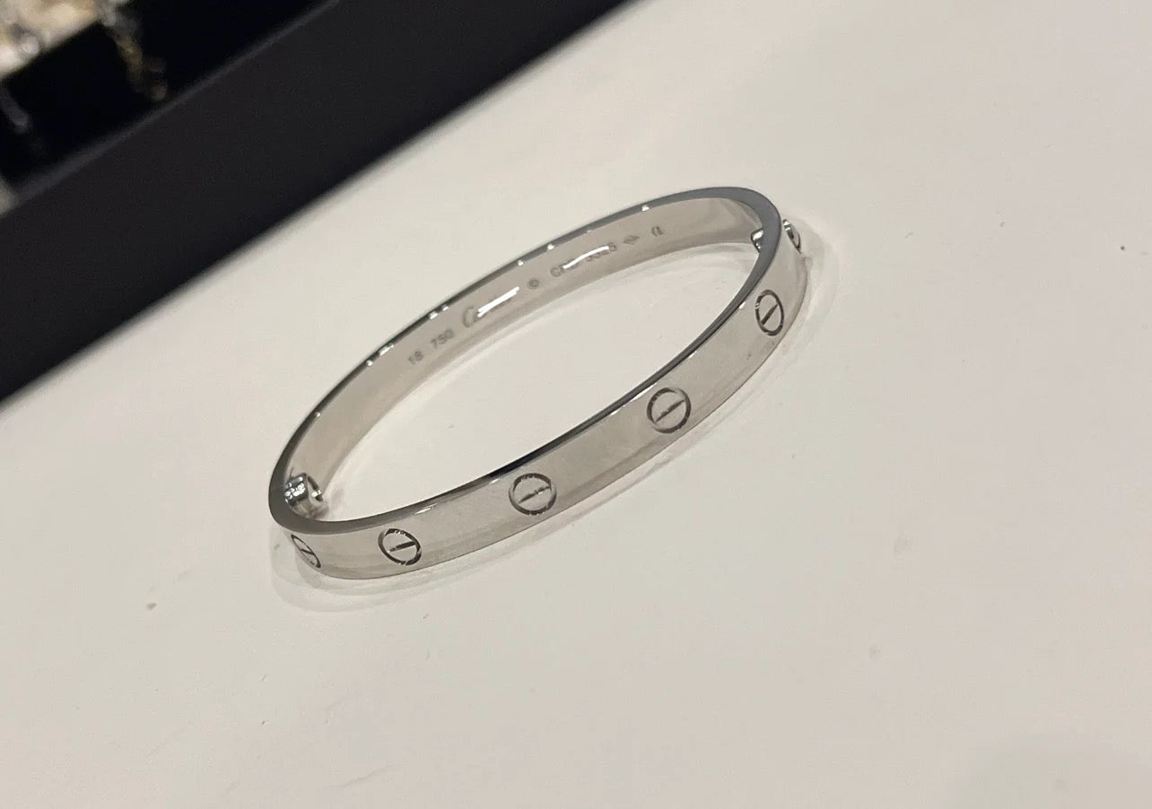 Love bracelet model M