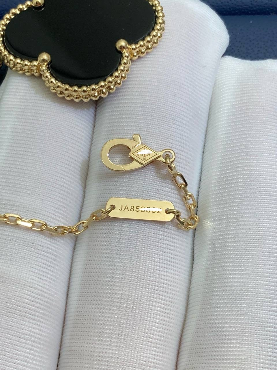 VC Onyx pendant model L