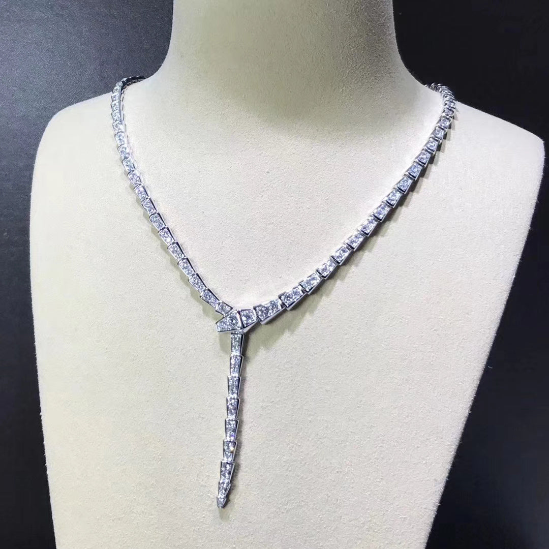 Serpent Diamond necklace