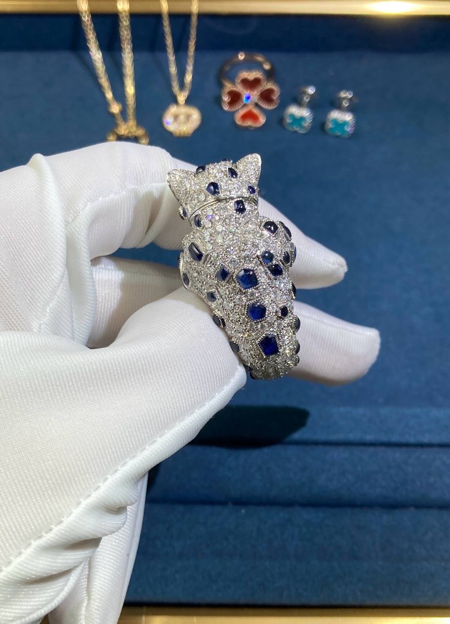 Panther movable head full pavé diamond ring