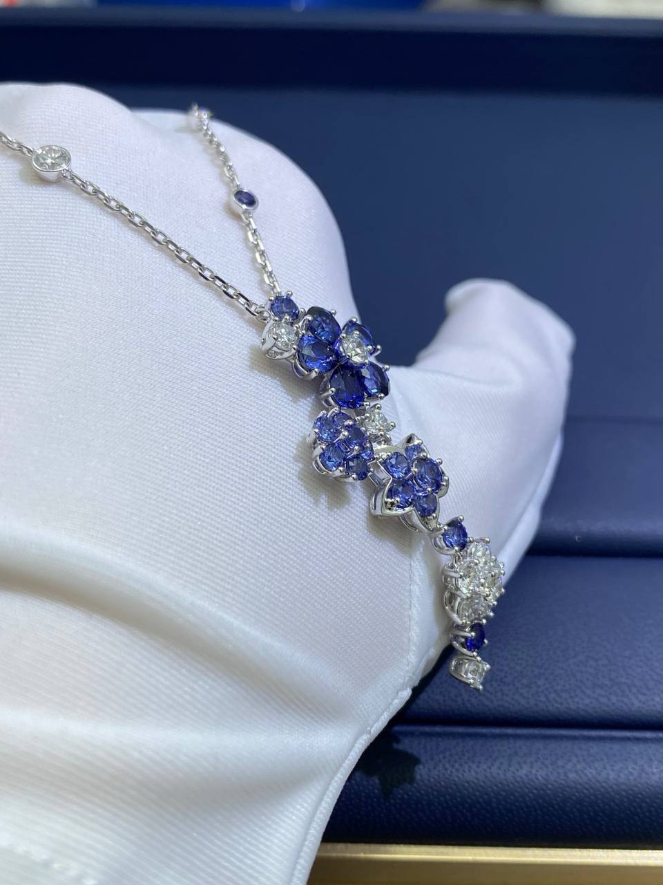 VC wildflowers necklace with sapphires and diamonds