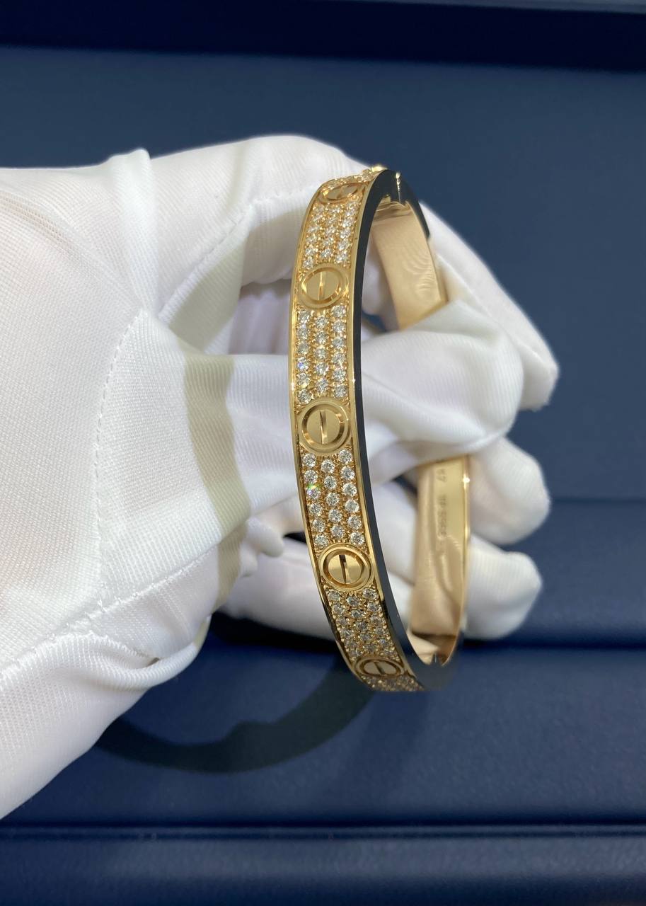 Love bracelet diamond-paved