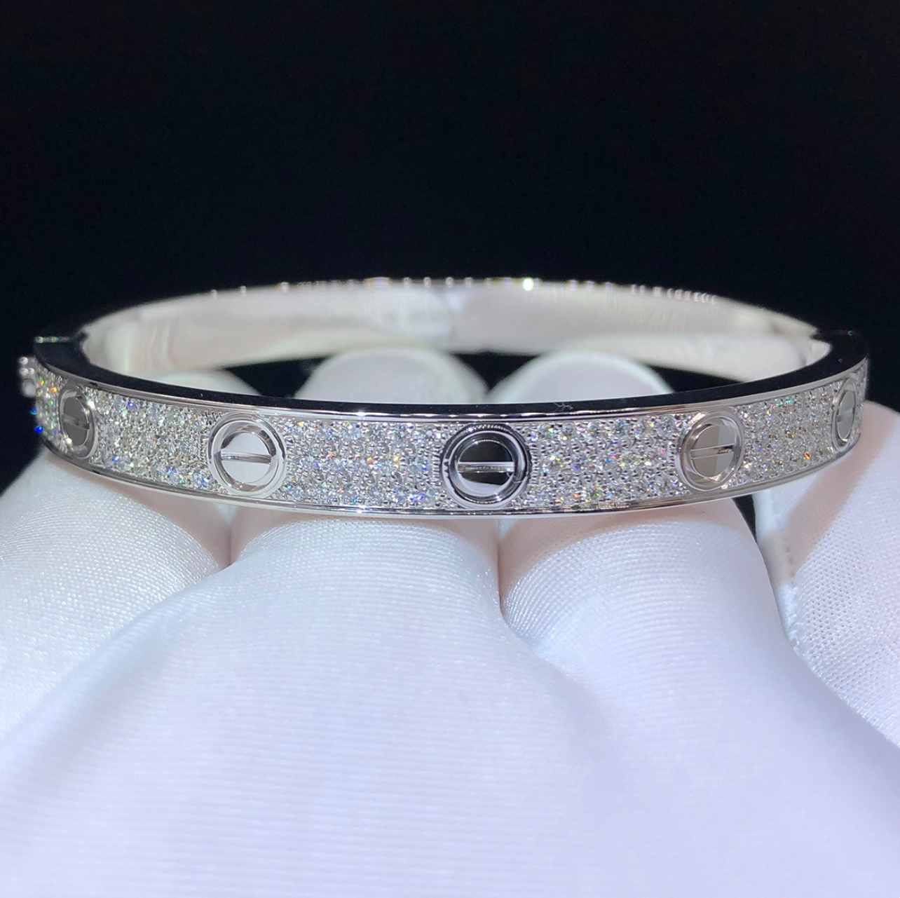 Love bracelet diamond-paved
