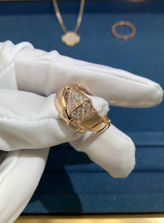 Serpent ring with diamonds model L